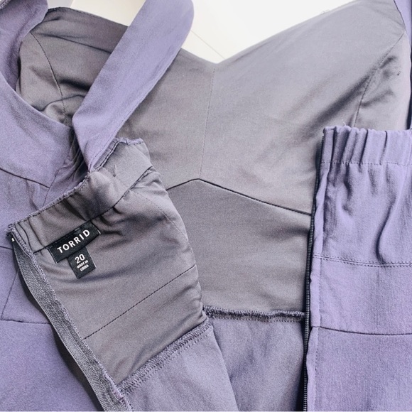 Torrid grey fit and flare denim feel material - Picture 10 of 12